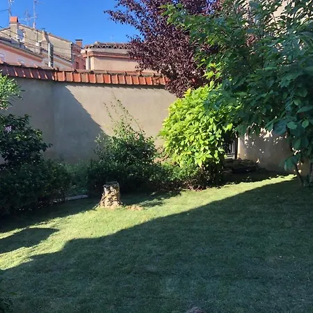 Le 10 Avril - T3 75m2 Centre Apartment *