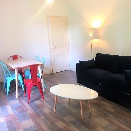 Le 10 Avril - T3 75m2 Centre Apartment *